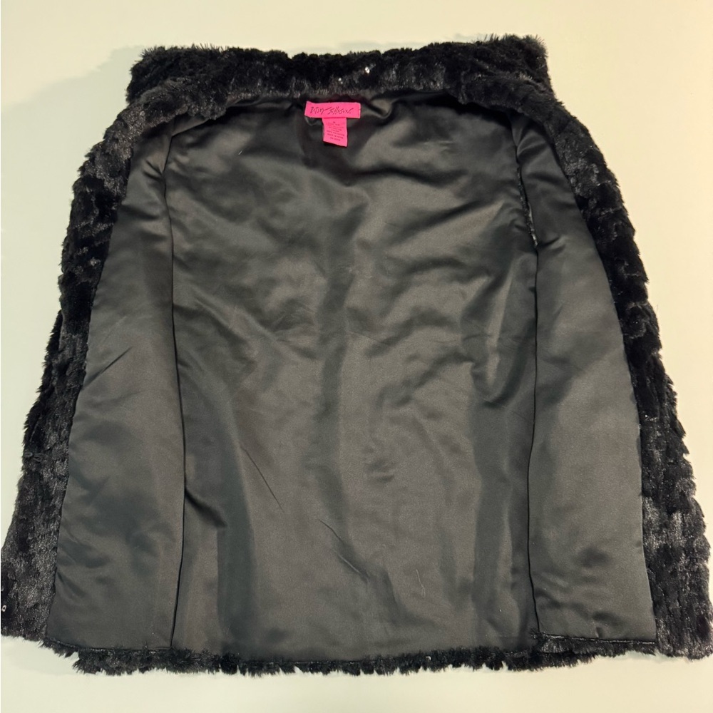 Betsey Johnson Black Faux Fur Vest - Picture 9 of 10